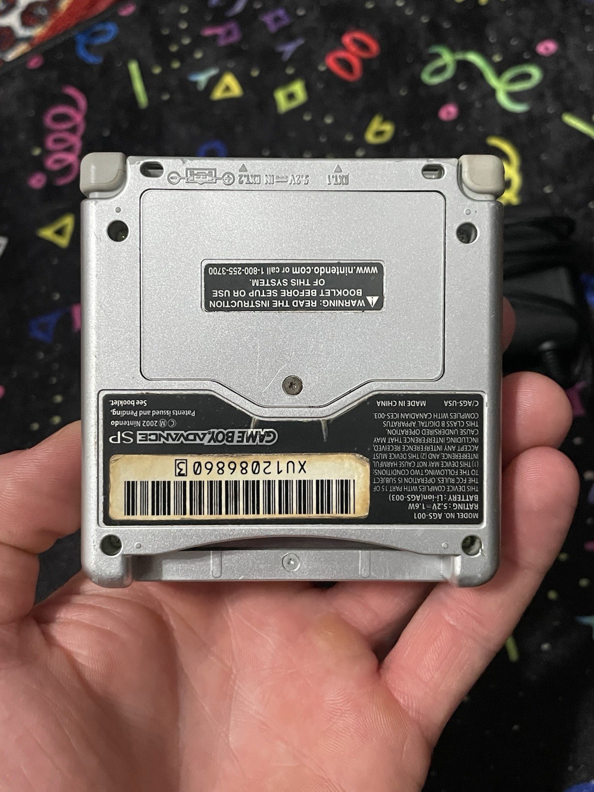 Nintendo Gameboy Advance SP • silver • with carrying case and game