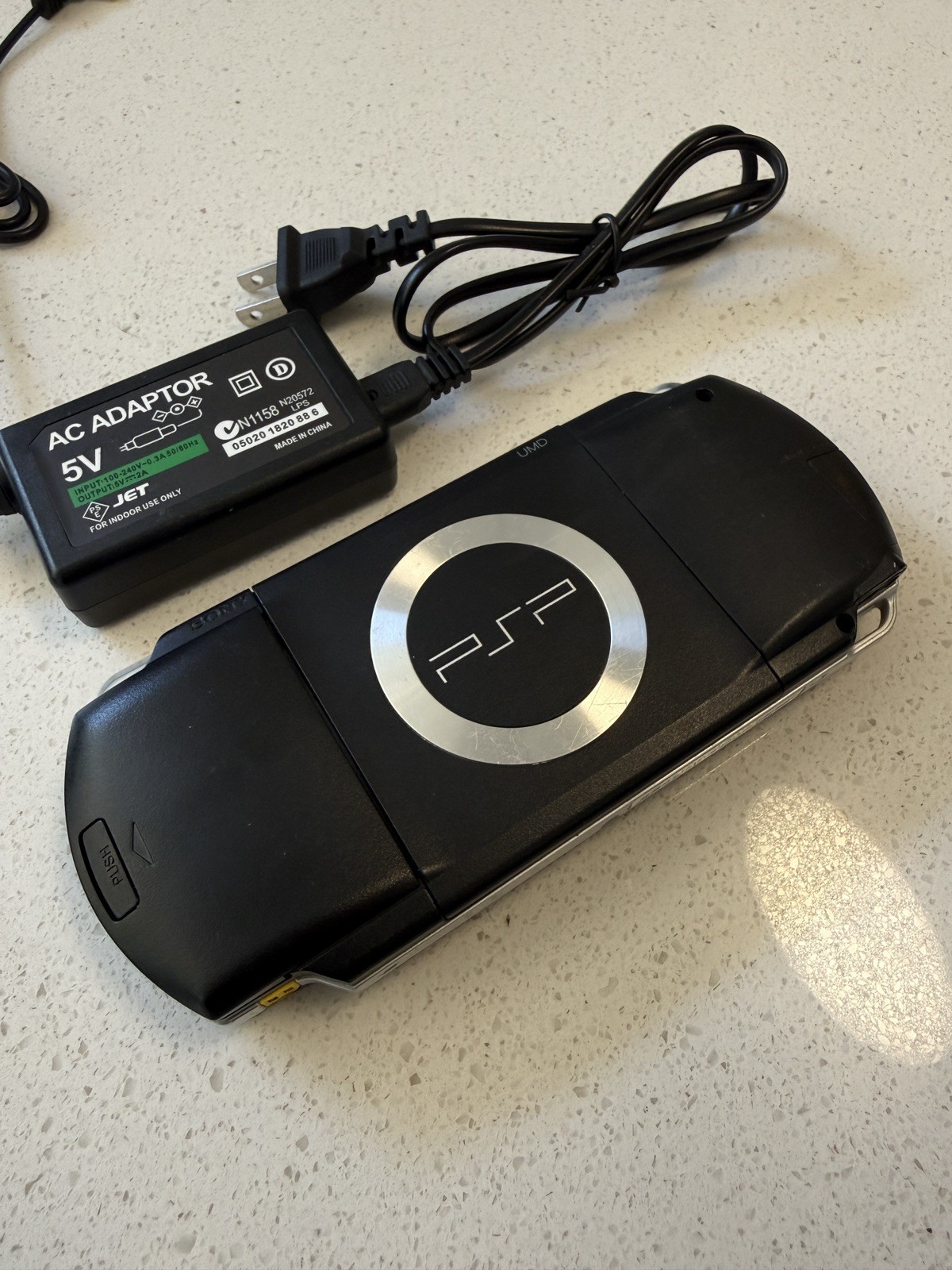 Sony PSP-1001 Console Bundle With Charger – *Tested & Working. *FREE SHIPPING