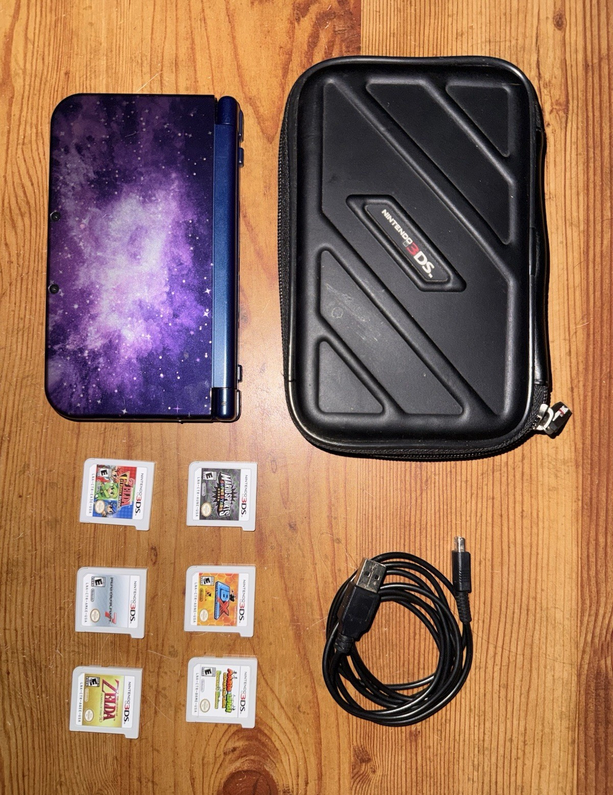 Nintendo 3DS XL Blue/Purple Galaxy Handheld Bundle Case USB Charger & 6 Games