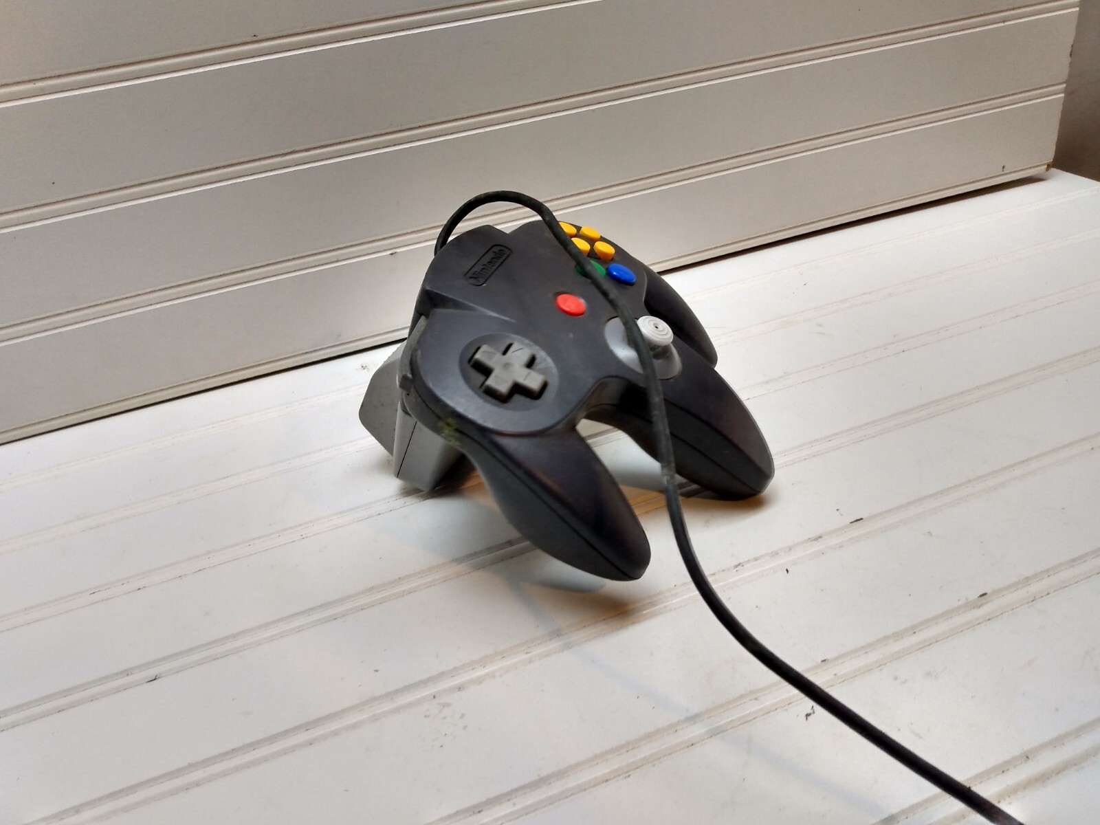 Nintendo 64 Controller NUS-005 & Rumble Pak Power Battery Supply NUS-013