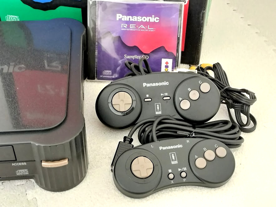 JUNK Panasonic 3DO REAL FZ-1 Console system Used w/controller Japan Junk