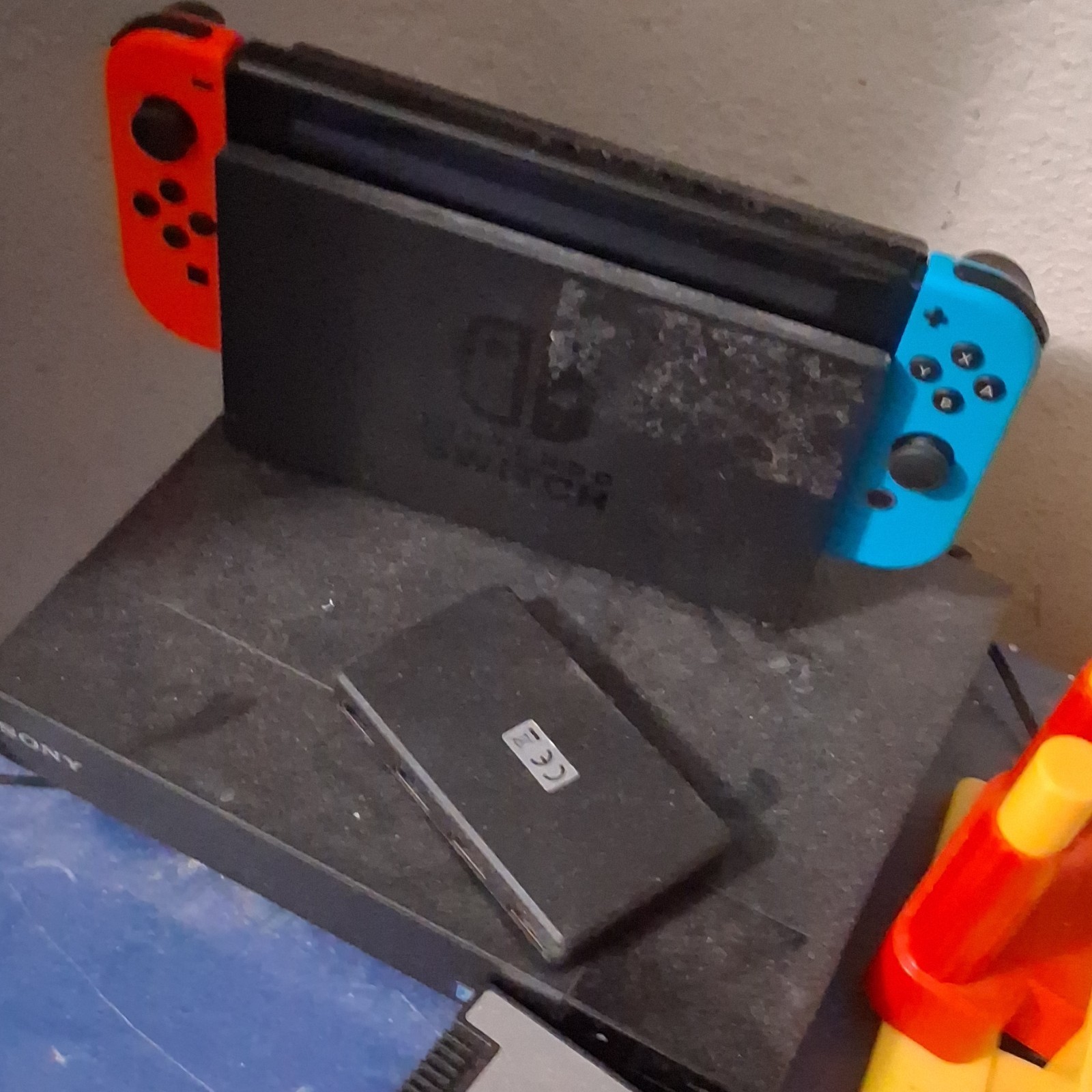 Nintendo Switch Console Black Red Blue Joy-Con HDMI Wi-Fi Capability