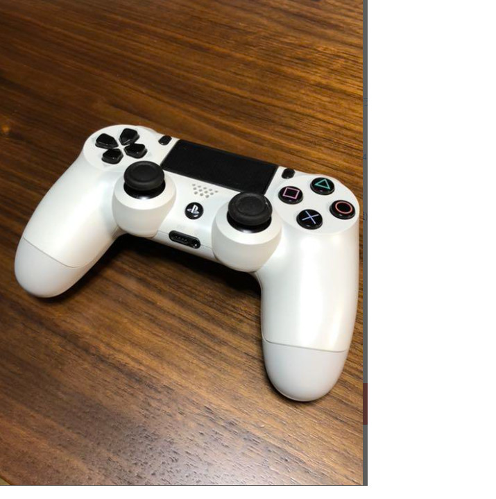 Pre-Owned SONY PS4 PlayStation 4 Glacier White CUH-1200AB02 500GB Console
