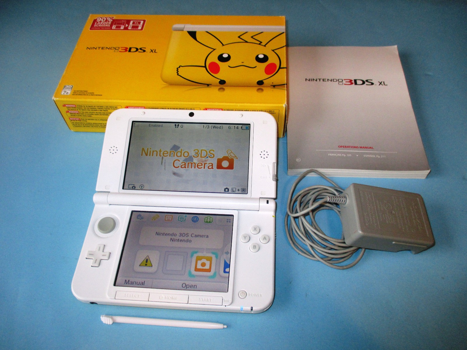 Nintendo 3DS XL Pokemon Pikachu Edition Yellow System in Box +Charger FREE Ship!