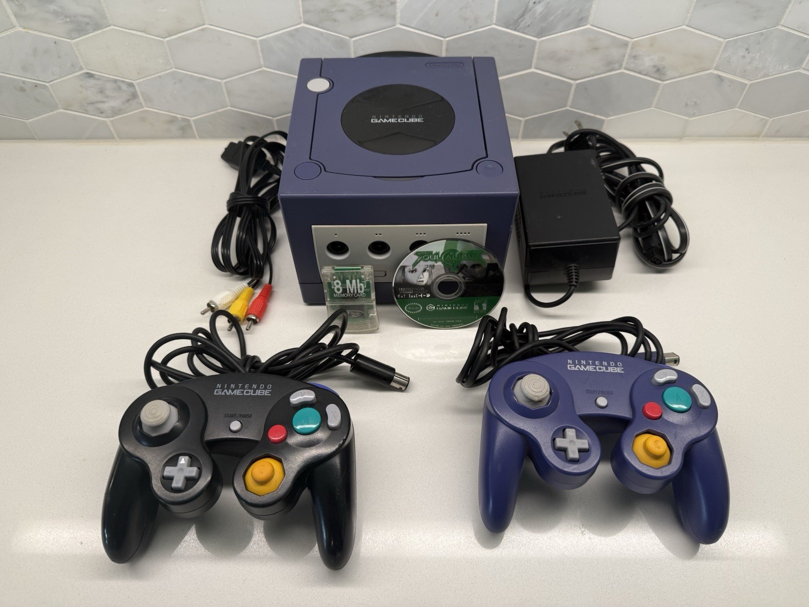 Nintendo GameCube Indigo Console DOL-001 2 Controllers Memory Card Soulcalibur 2