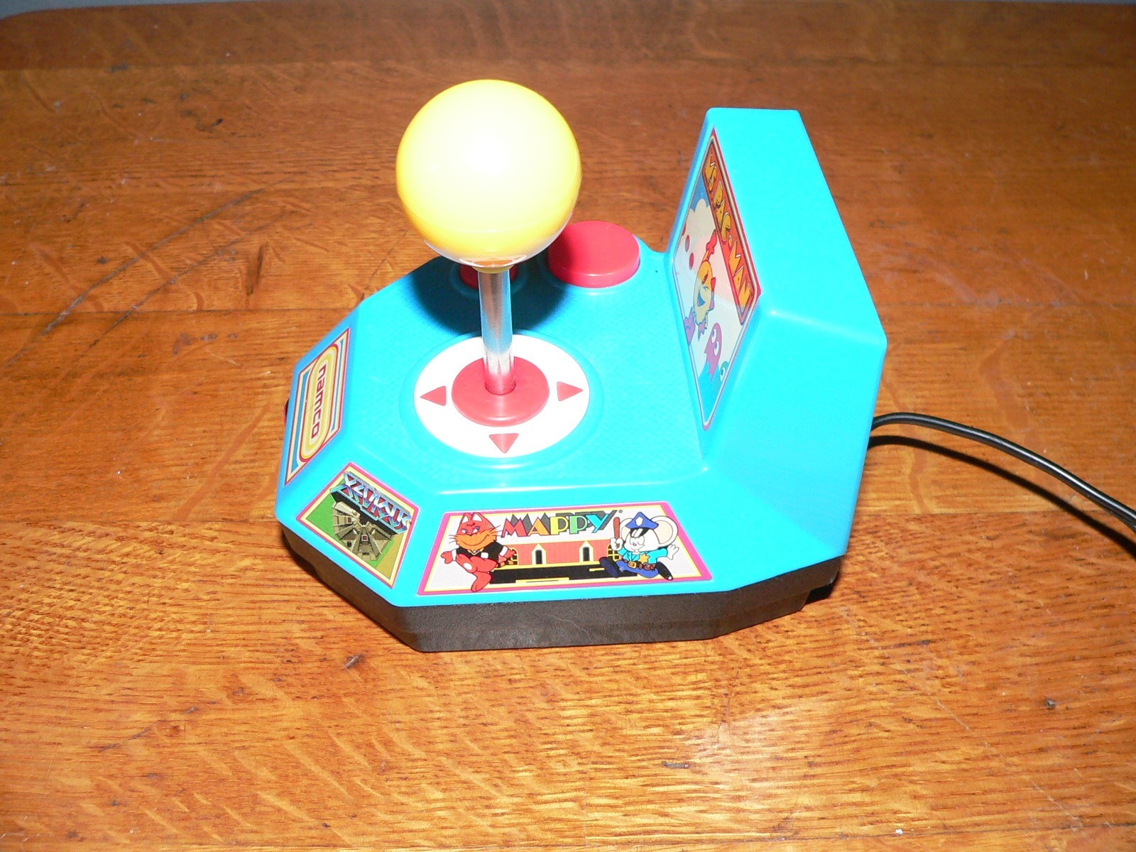 Jakks Pacific 2004 Namco Arcade Classics 5-in-1 Ms. Pac-Man, Galaga, etc TV Game