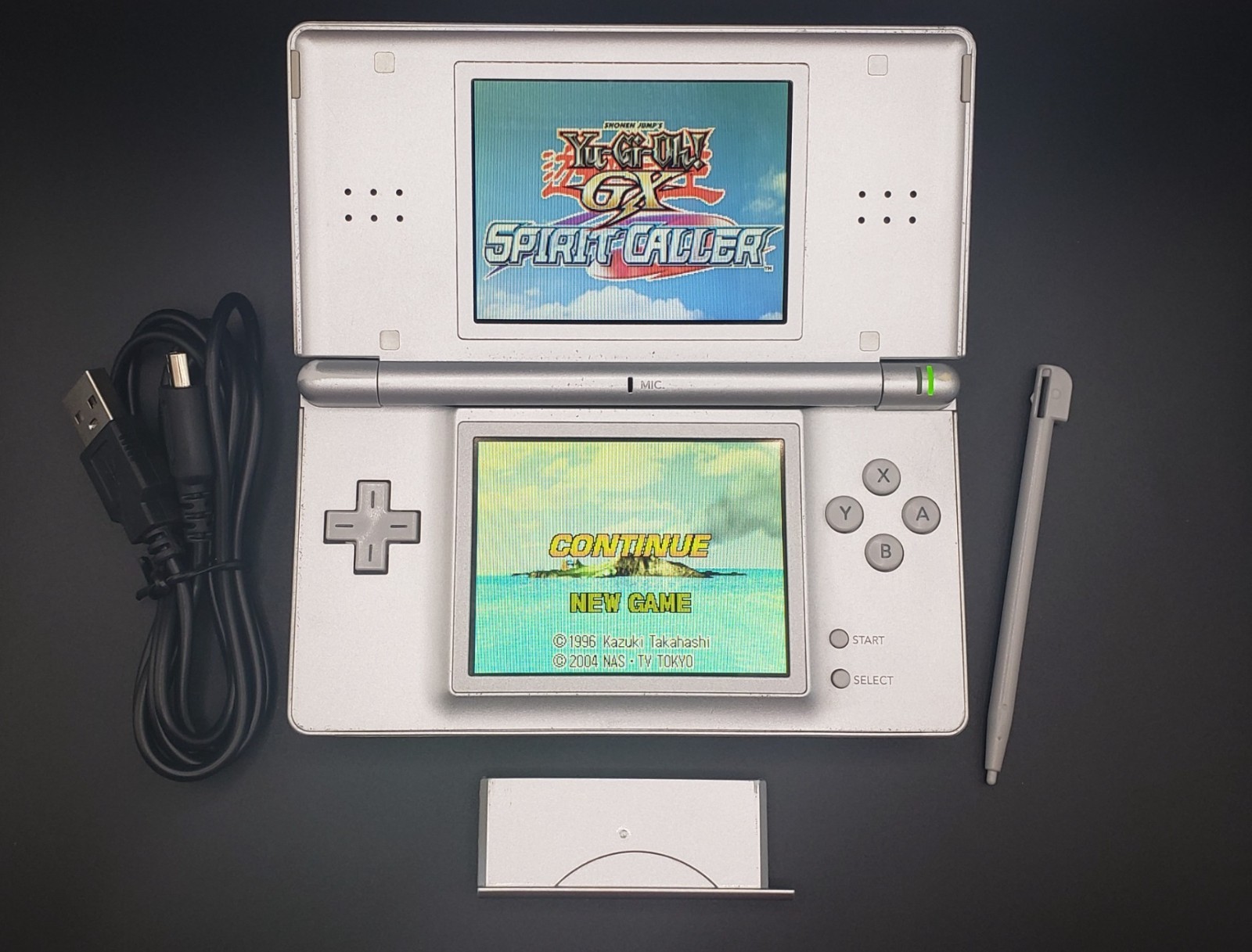 Nintendo DS Lite Gloss Silver OEM Restoration (Good Condition) w/ Charger