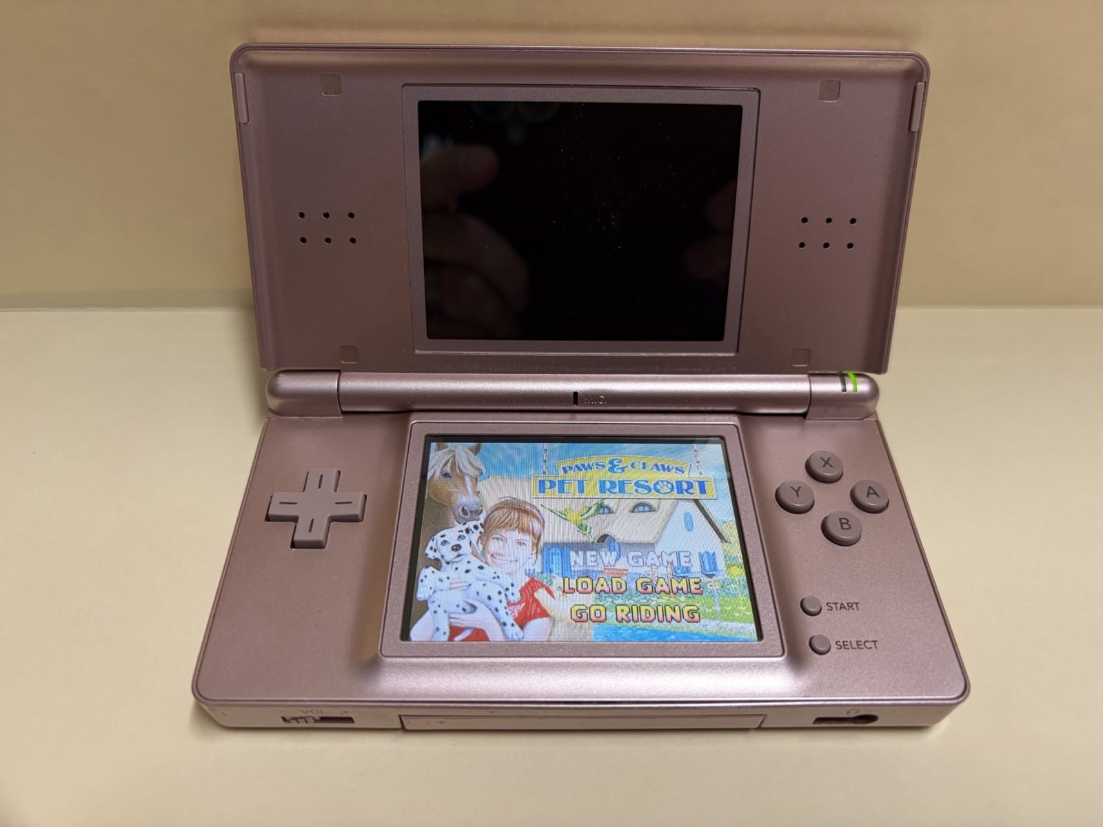 Nintendo DS Lite Console – Metallic Rose Pink – Tested – No Charging Cable