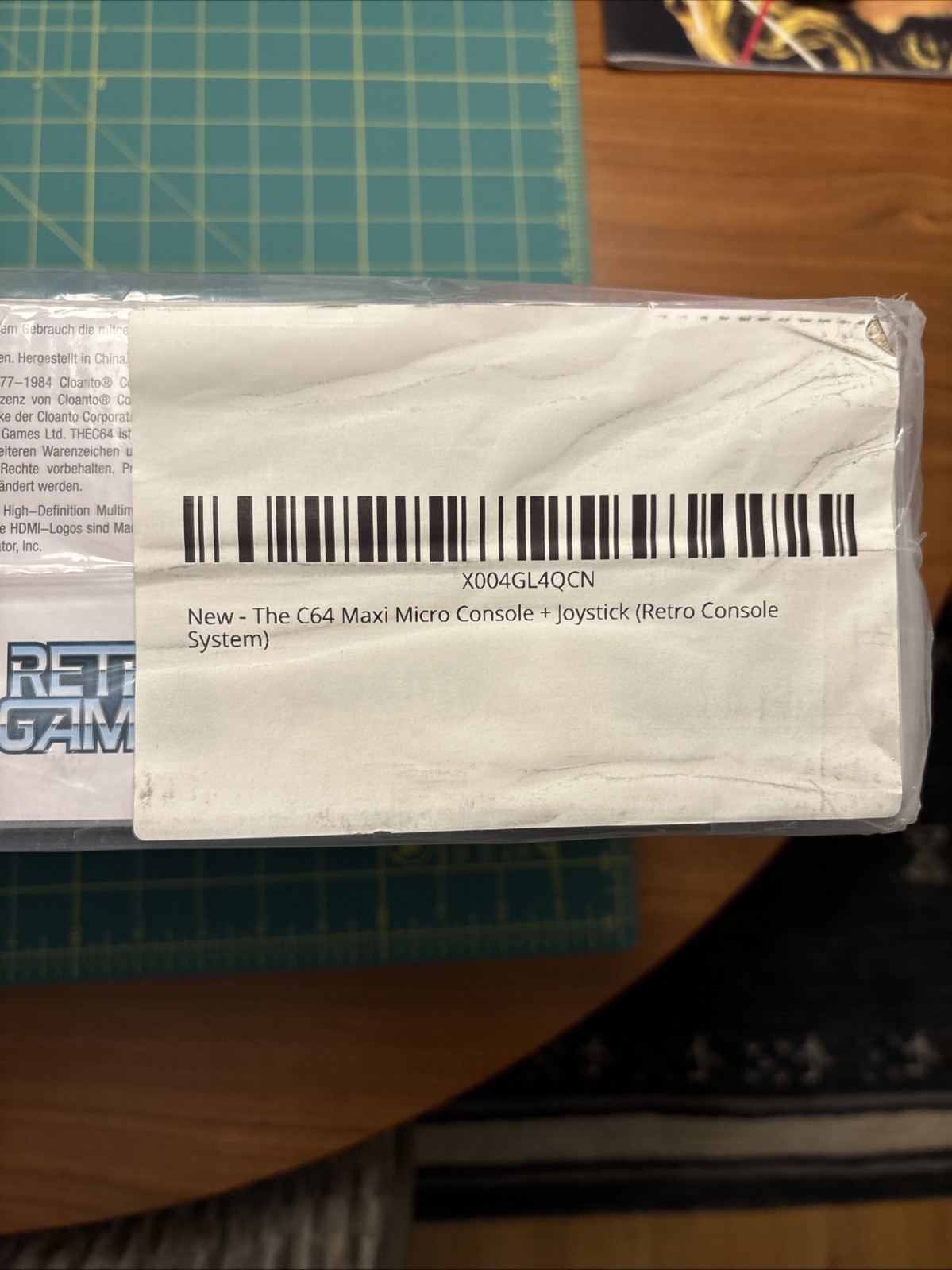 FACTORY SEALED The C64 MAXI RETRO MICRO Computer CONSOLE Commodore 64 & Joystick