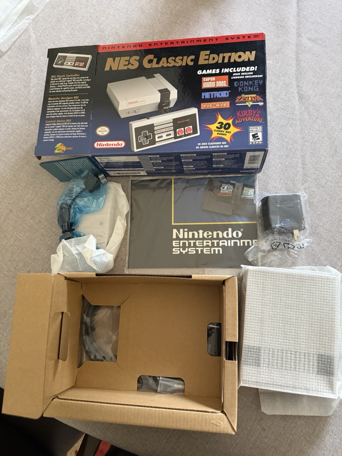 Nintendo Classic Nes Mini 512MB – White Console (NTSC-U/C)