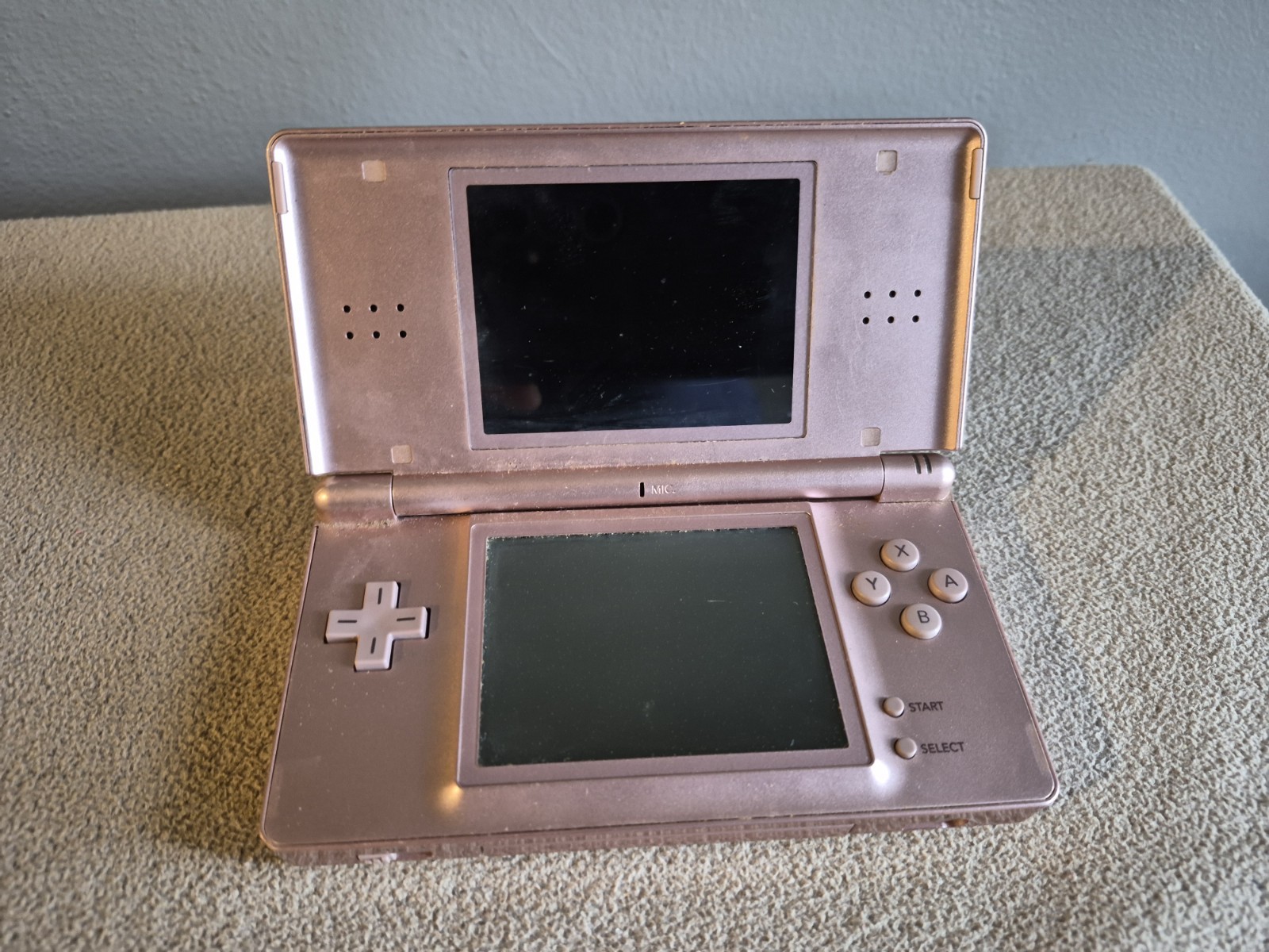 Official Nintendo DS Lite Metallic Rose Handheld Console Untested READ