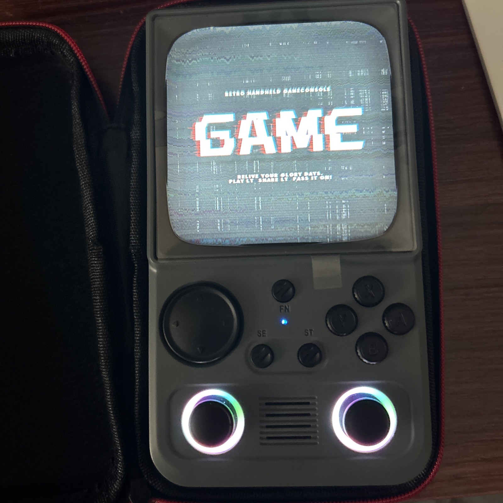 R36T MAX Upgraded Retro Handheld Game Console with 4000mAh Battery, 4.0” IPS Sc