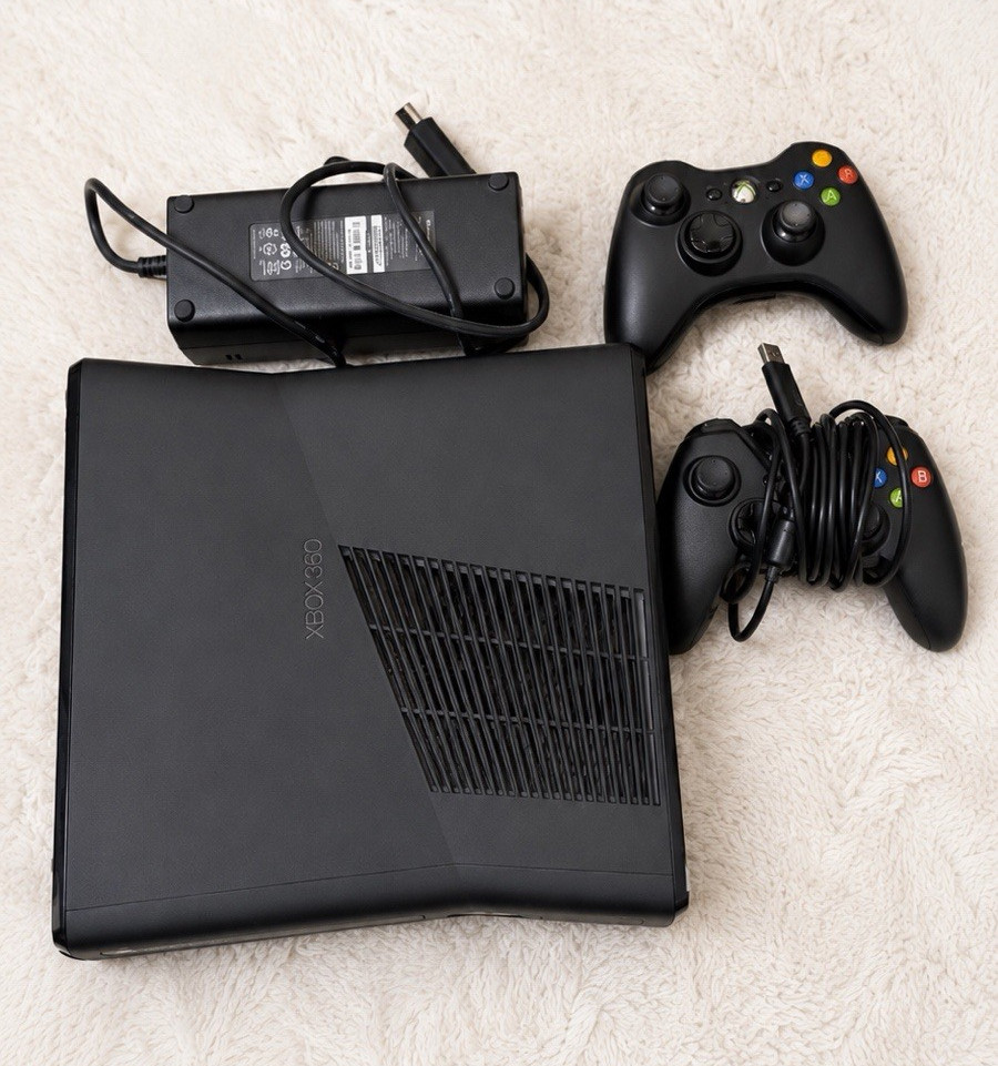 Microsoft Xbox 360 S 250GB Black Console Bundle w/ 2 Controllers, HDMI Wi-Fi
