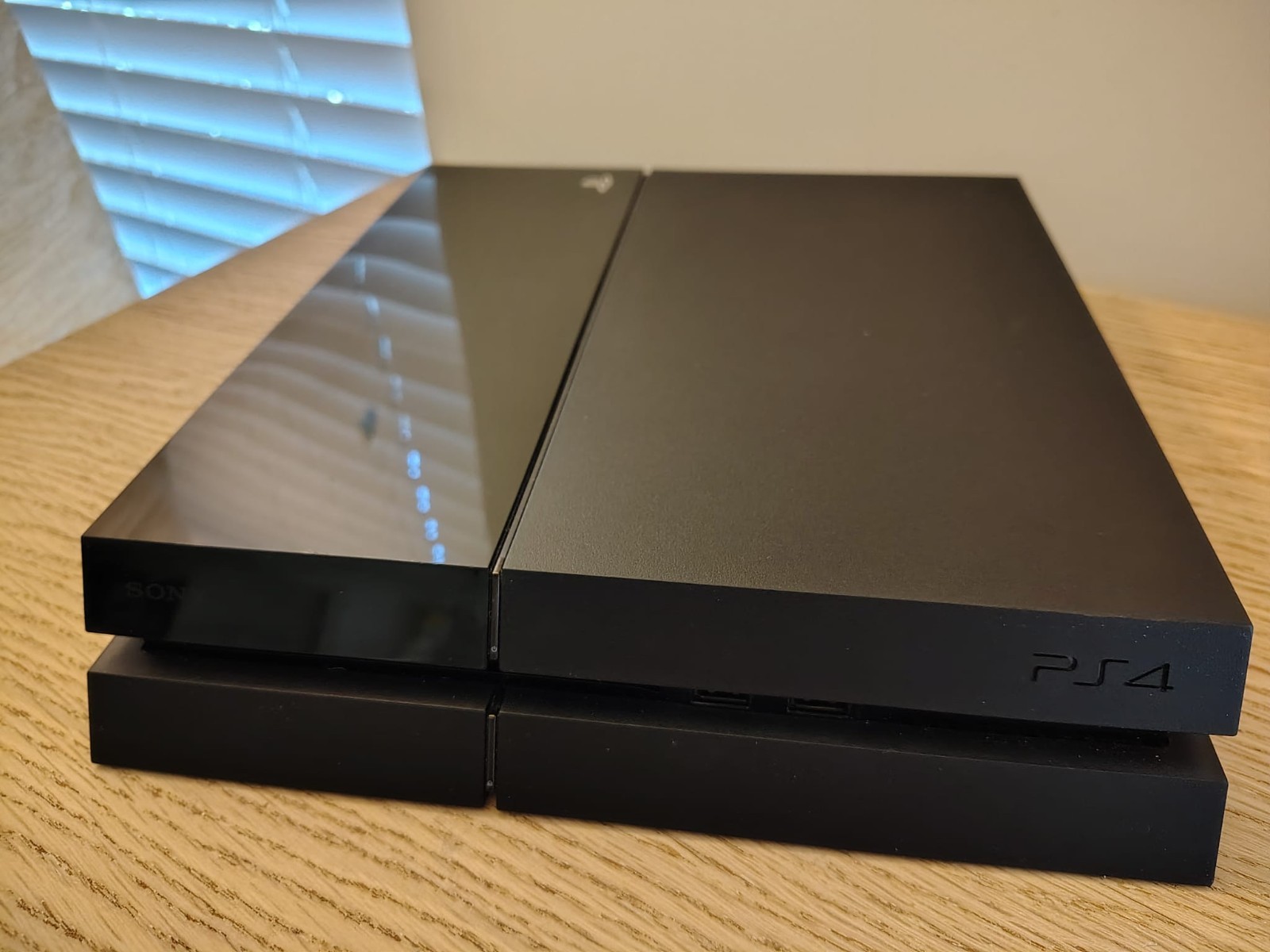 Sony PS4 PlayStation 4 500 GB Console (Low Firmware 9.00 or Below)