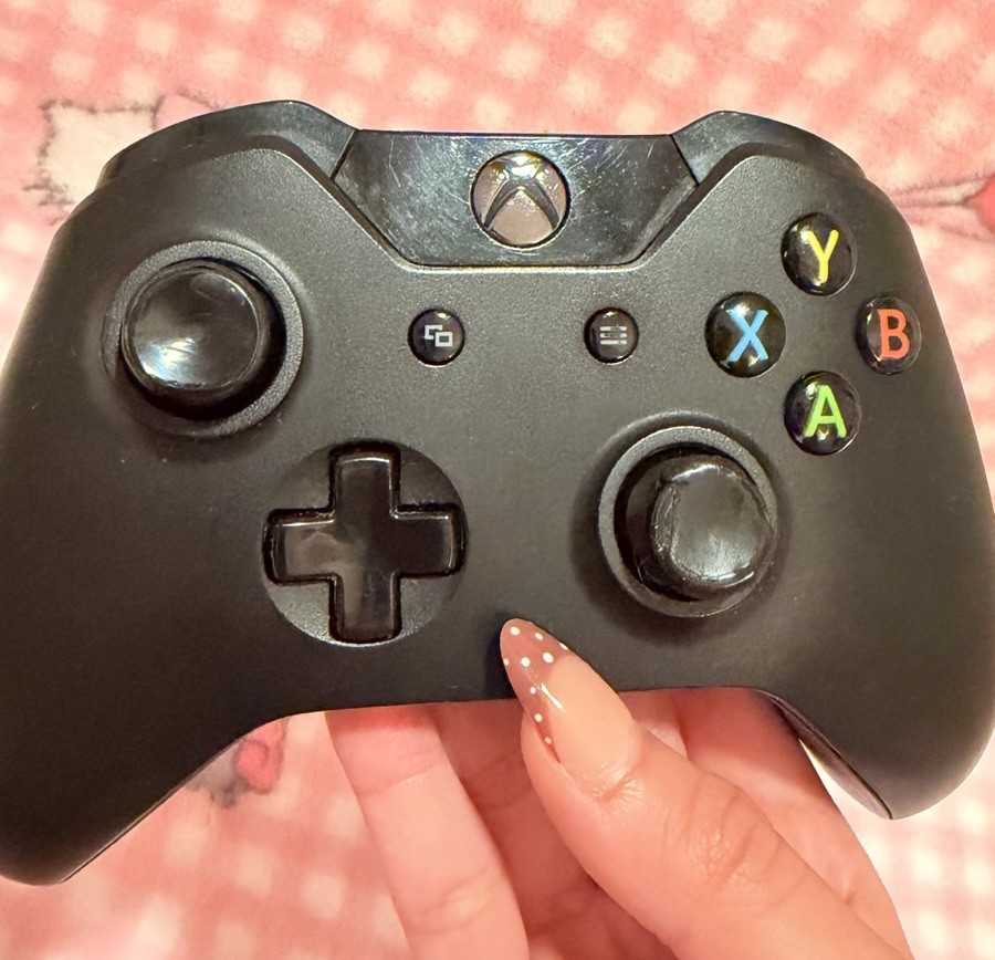 Microsoft Xbox One Console Black with Wireless & Wired Controllers, HDMI Cable