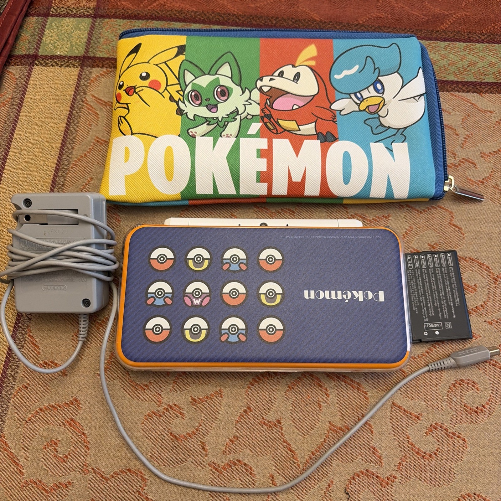 New Nintendo 2DS XL Region Free w/ Charger Stylus Case | White Orange |