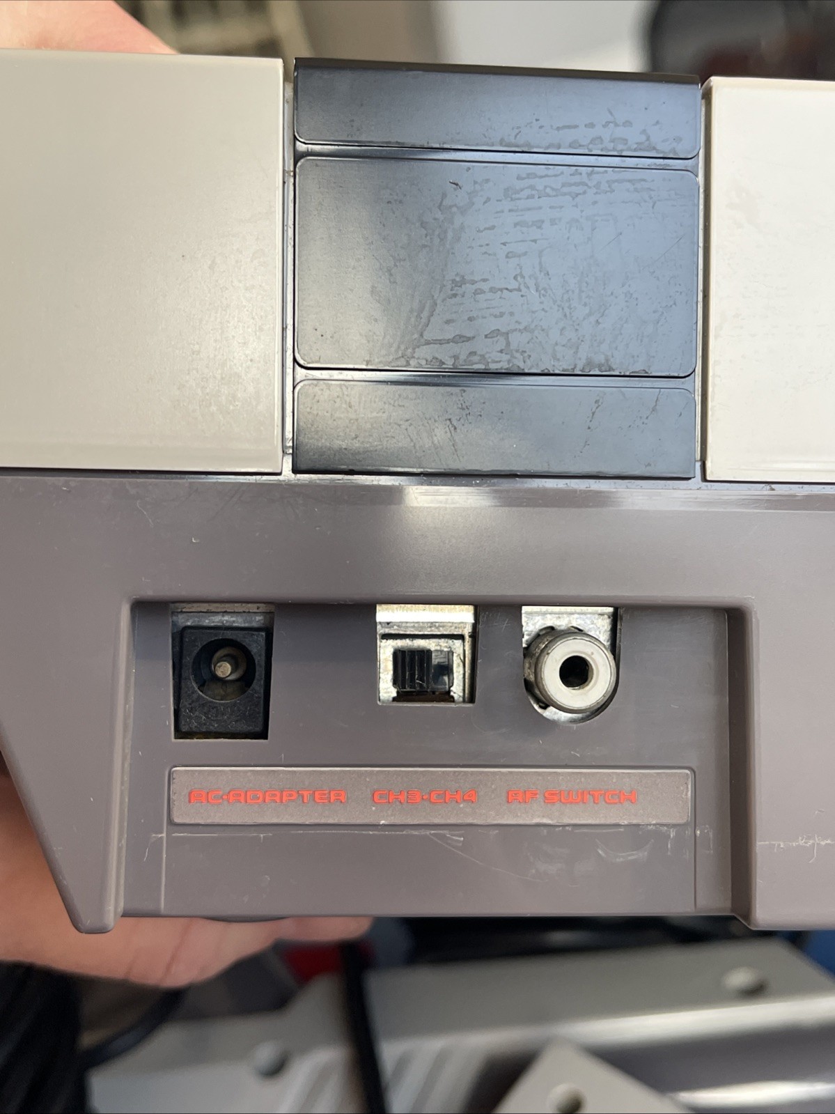 Nintendo NES NES-001 Console Bundle with 2 Controllers & Gun Power Cords 1985