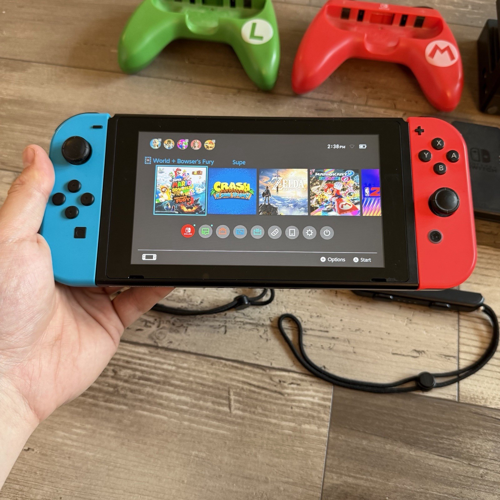 Nintendo Switch 32GB Gray Console HAC-001 w/ Joycons Dock Cables Controllers