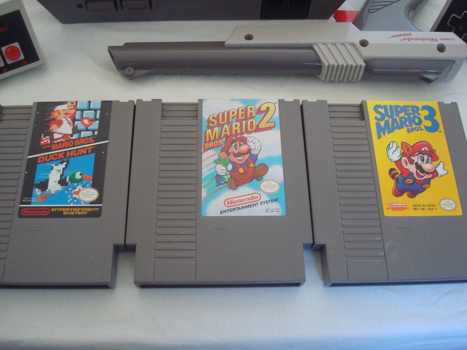 NINTENDO NES Console NEW PINS! System Bundle Game Lot Super Mario 1 2 3 TRILOGY