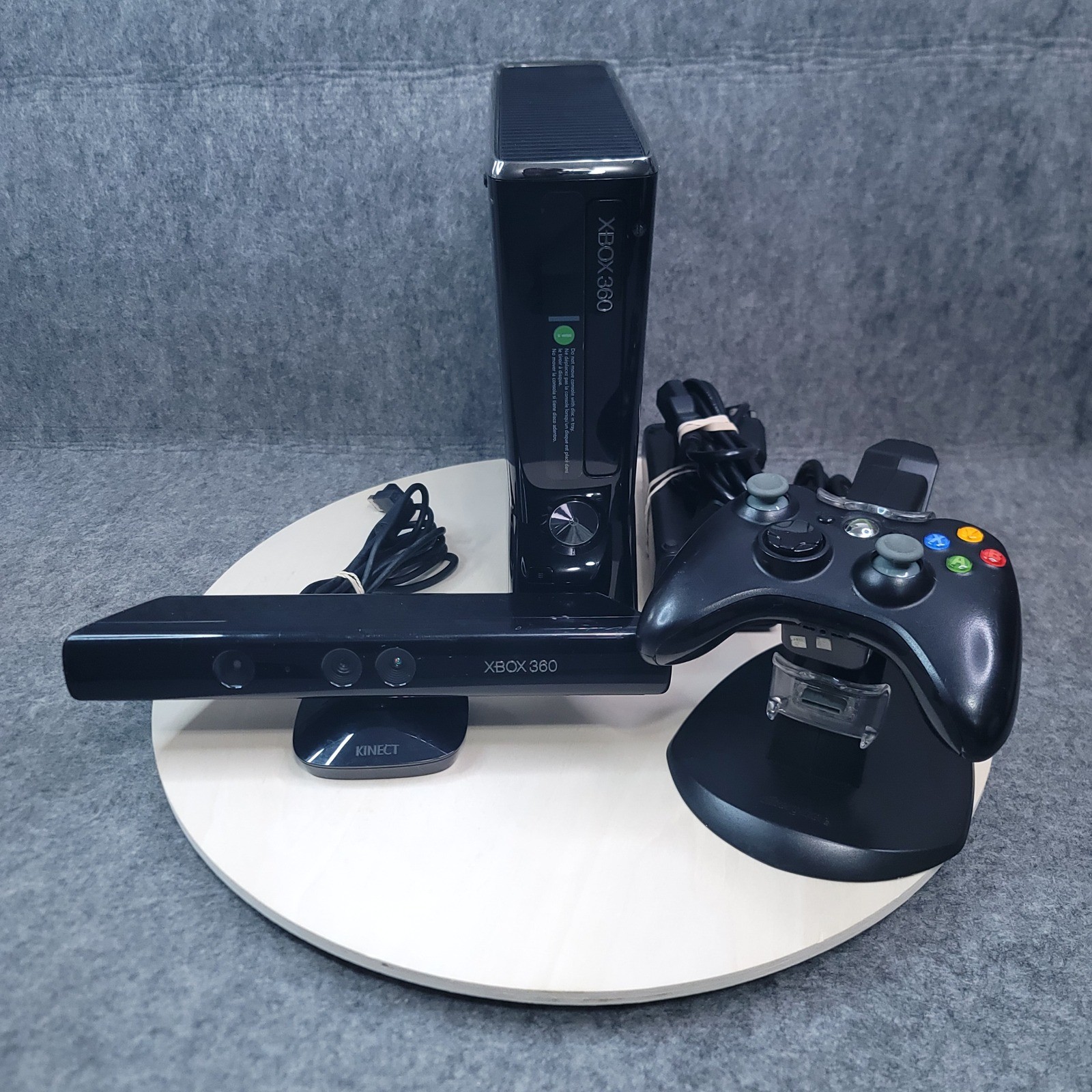 Microsoft Xbox 360 S Console Model 1439 Gloss Black with Accessories Bundle