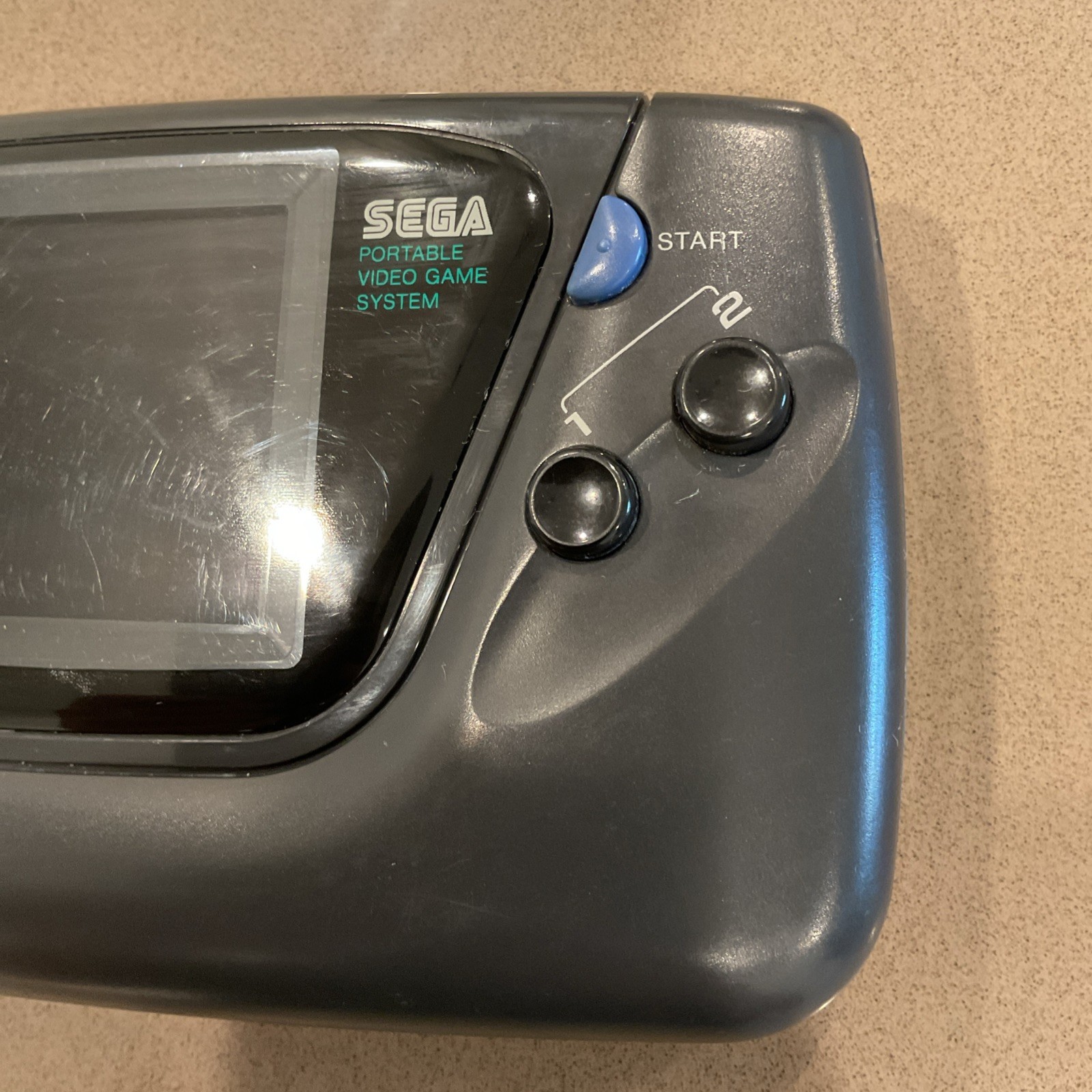 SEGA Game Gear System Black Console BROKEN FOR PARTS ONLY