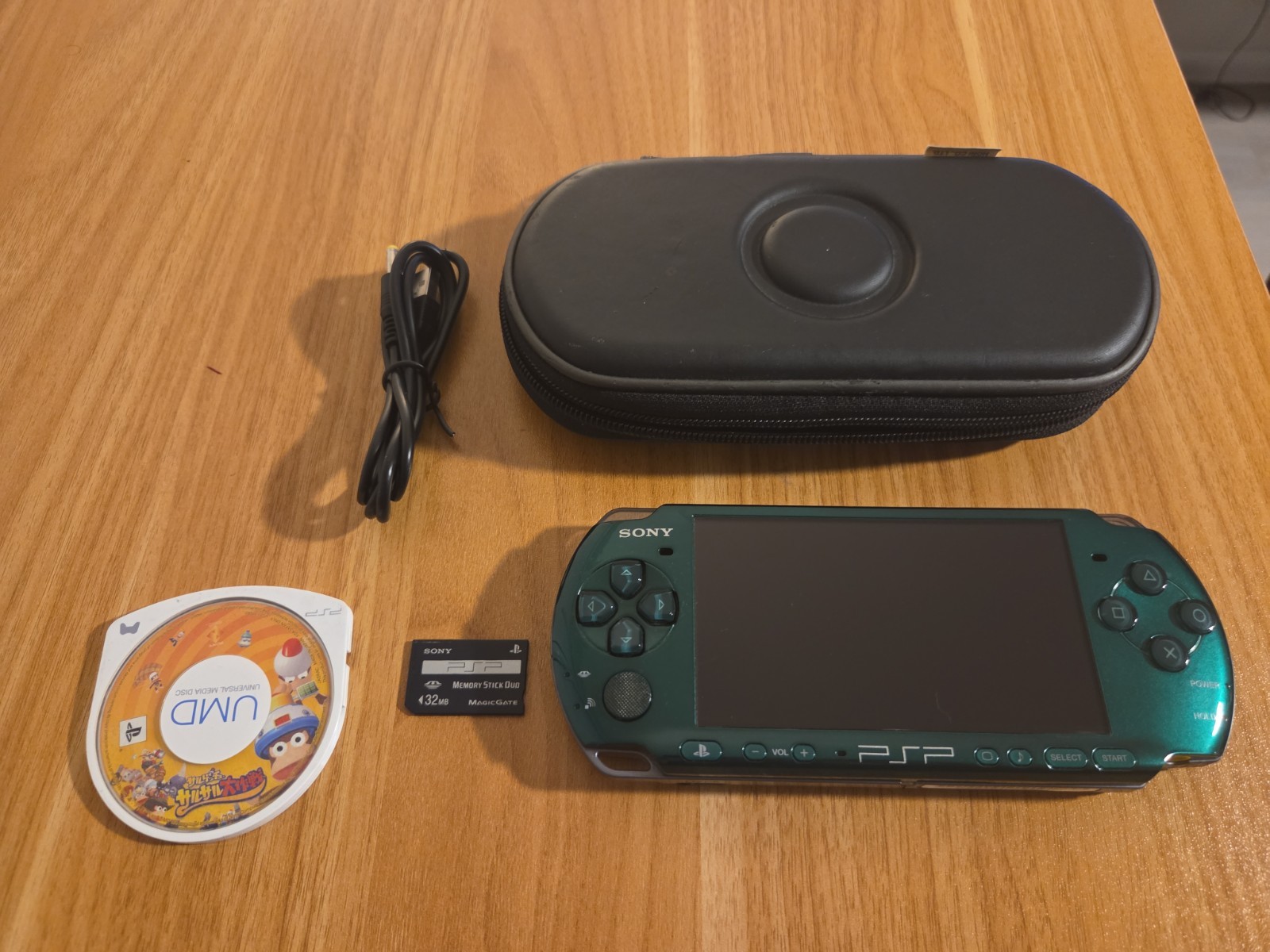 Sony PSP-3000 PSP 3000 Console Spirited Green SG Working Tested English language