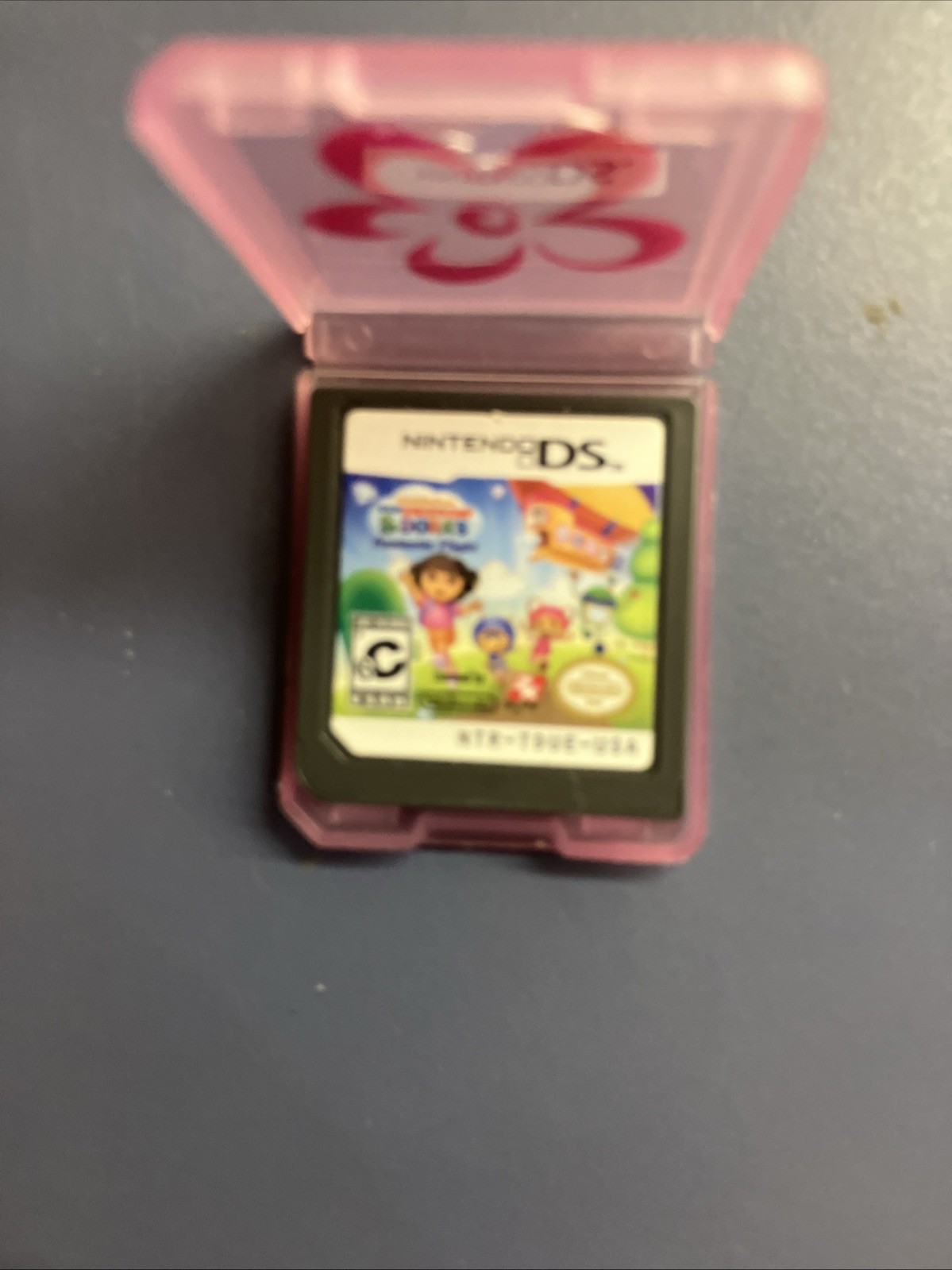 Nintendo DS Lite Pink Bundle! Carrying Case, 4 Stylus, USB Charger & 7 Games