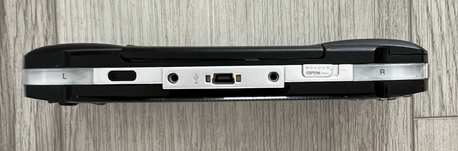 Sony PSP-1001 Handheld Console System Portable Does Not Read UMD