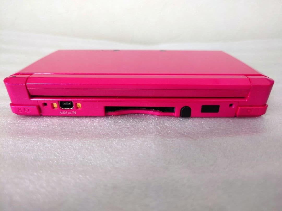 [Excellent Condition] Nintendo 3DS Gloss Pink Tested and Working with Box