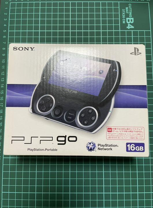 PSP go Sony PlayStation Portable Go Piano Black PSP-N1000 Japan import 2009