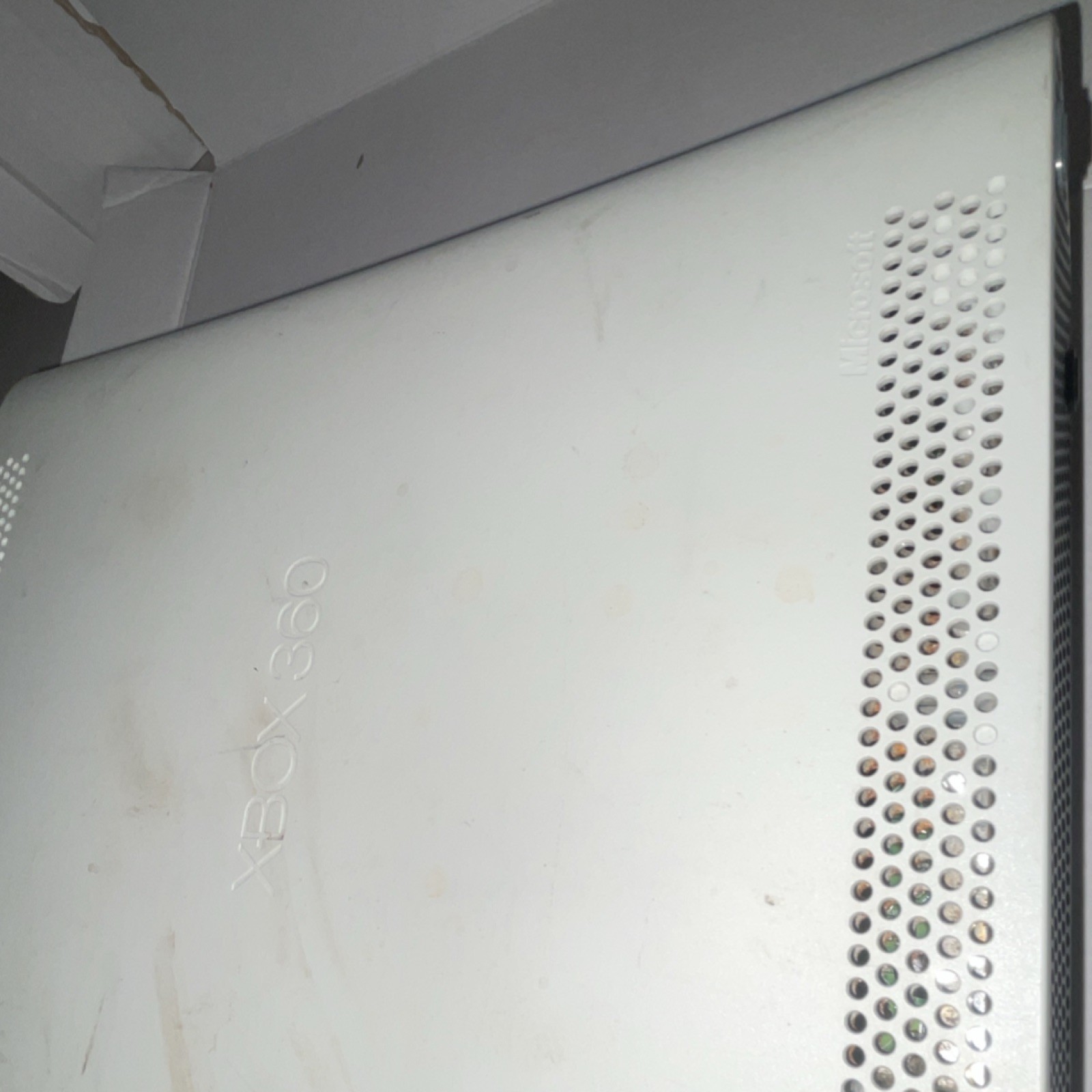Microsoft Xbox 360 Console White HDMI Dolby Digital 2008 Home Console