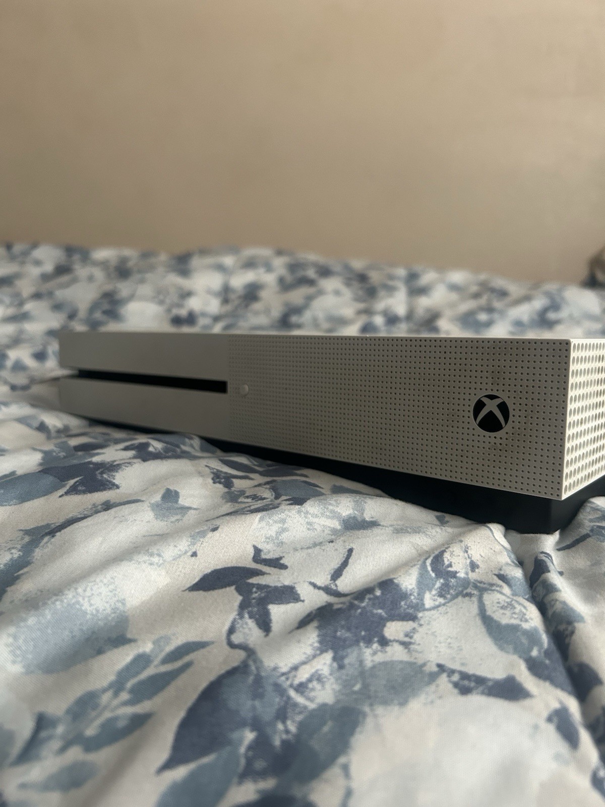 Microsoft Xbox One S White Home Console HDMI USB-A S/PDIF 2017
