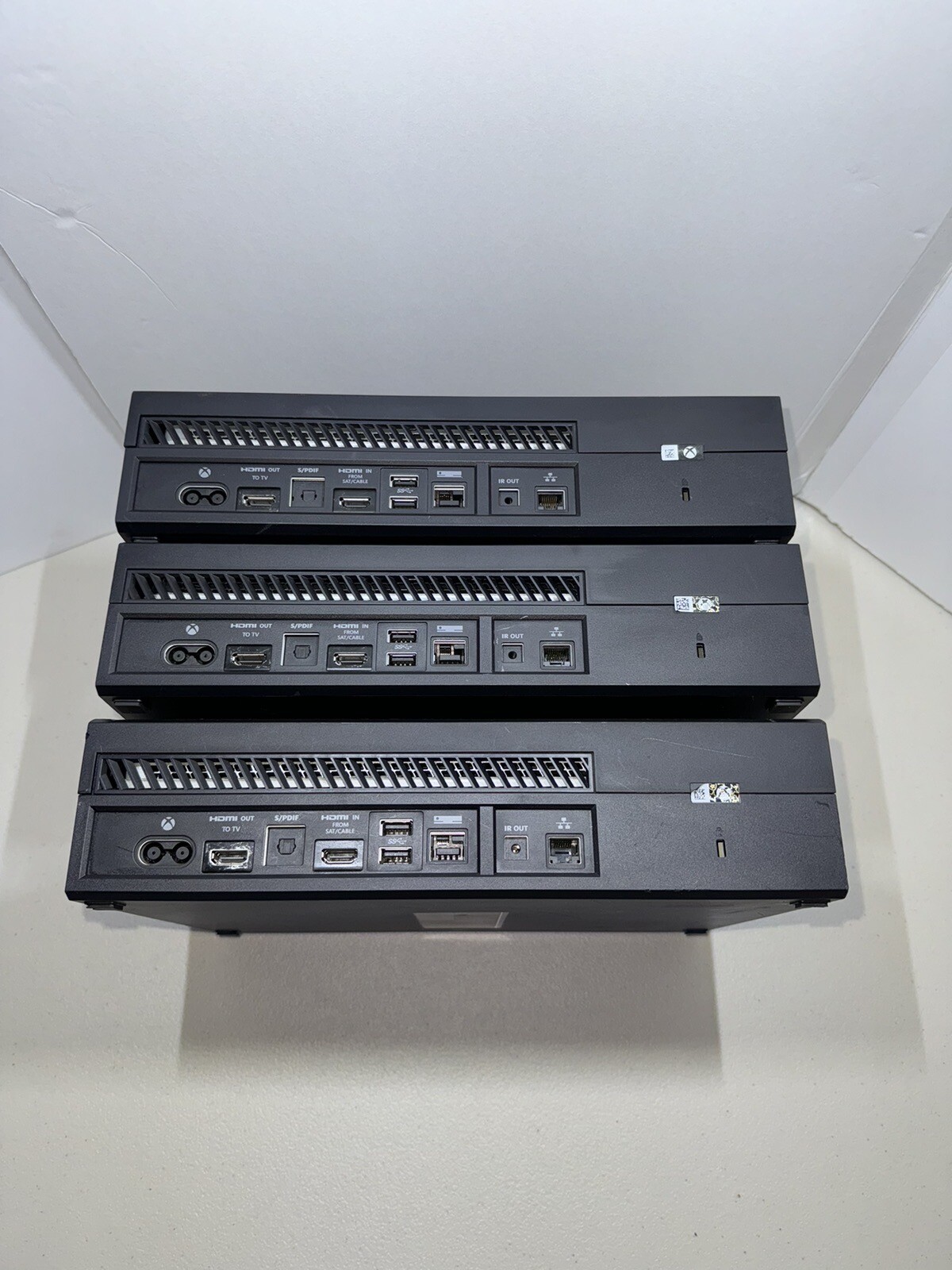 Lot Of 3 Microsoft Xbox Ones – 1540 500GB Black Home Console Only.