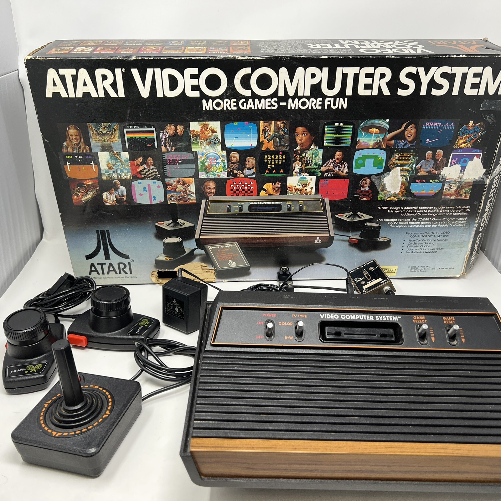 Vintage Atari CX-2600A Video Game Console Joystick Paddles, Power Original Box