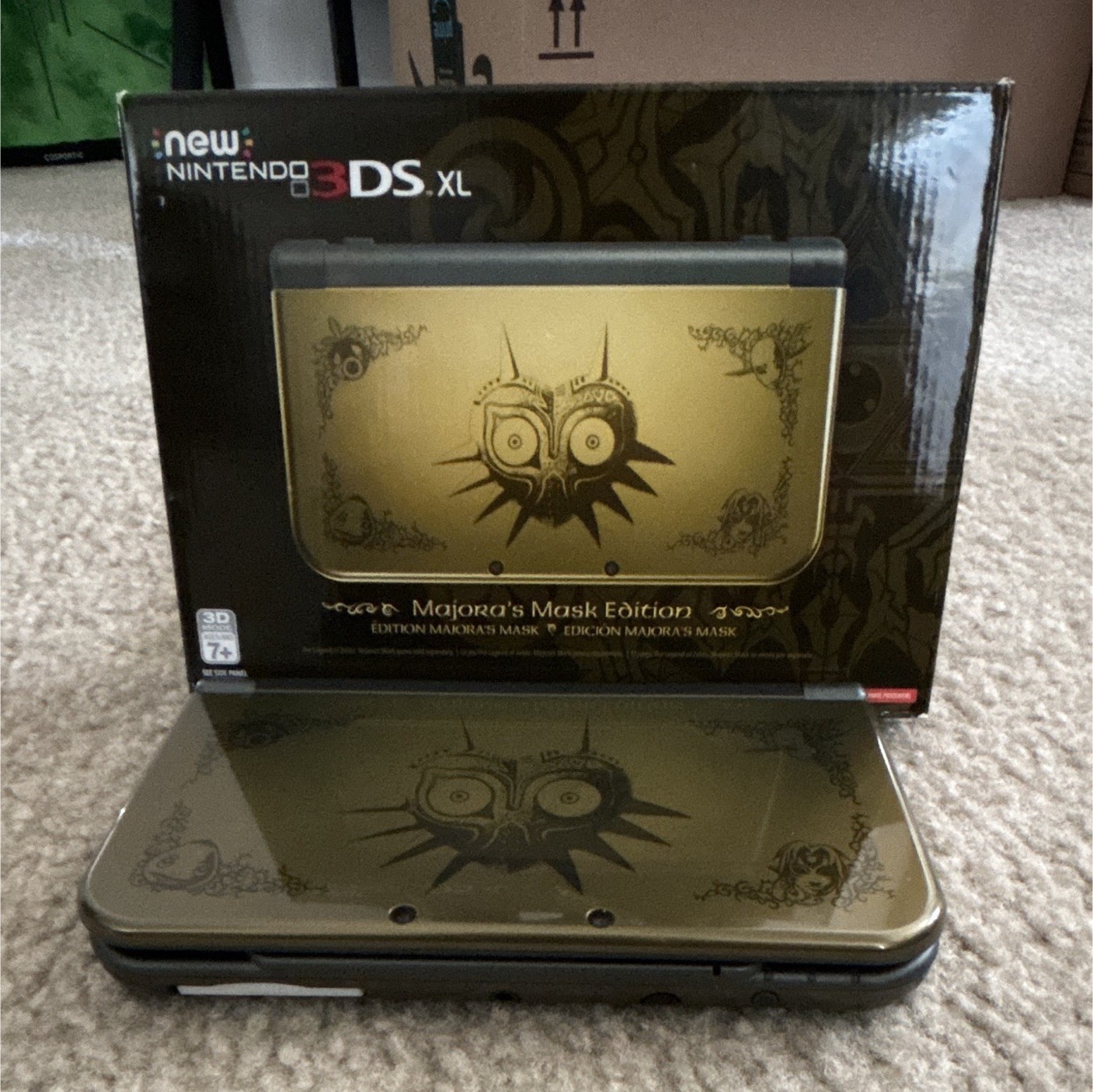 Nintendo New 3DS XL Majora’s Mask Edition Gold/Black 4GB 3D w/ Box