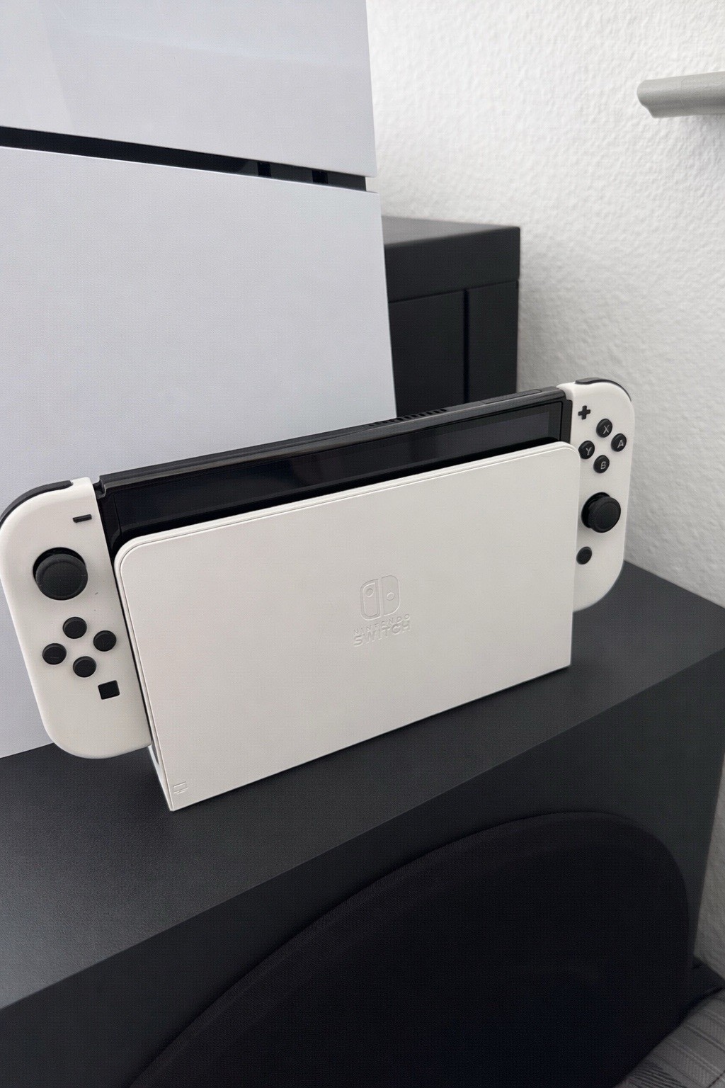 Nintendo Switch OLED White 64GB + 128GB SD + Mario Kart 8 Deluxe + Dock Bundle