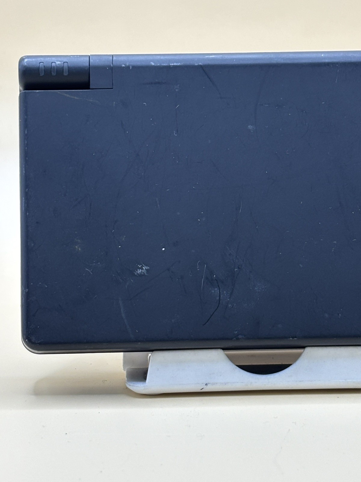 Nintendo DSi – Black (F32) READ DESCRIPTION