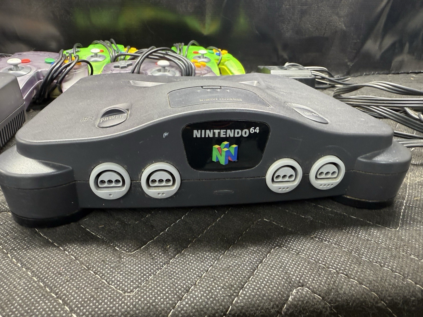 Nintendo 64 Console – Black (TESTED) Controllers Goldeneye Matiokart Crusin USA