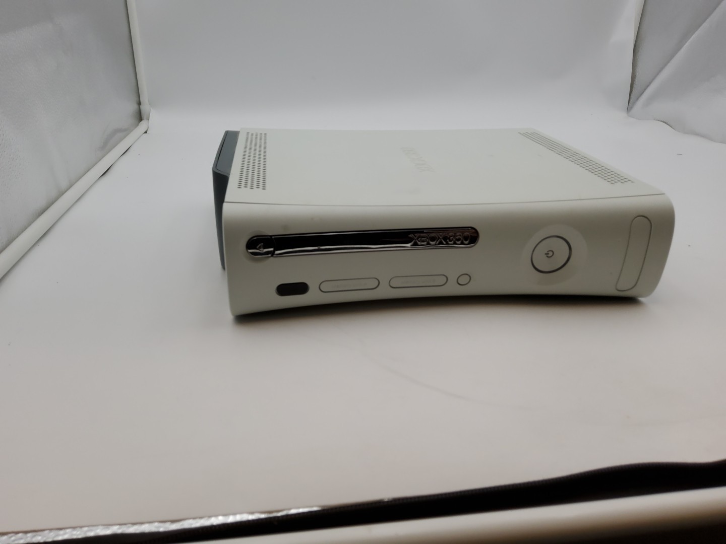 Microsoft Xbox 360 Game Console w Hard Drive (Power&aux) – Kinect Camera