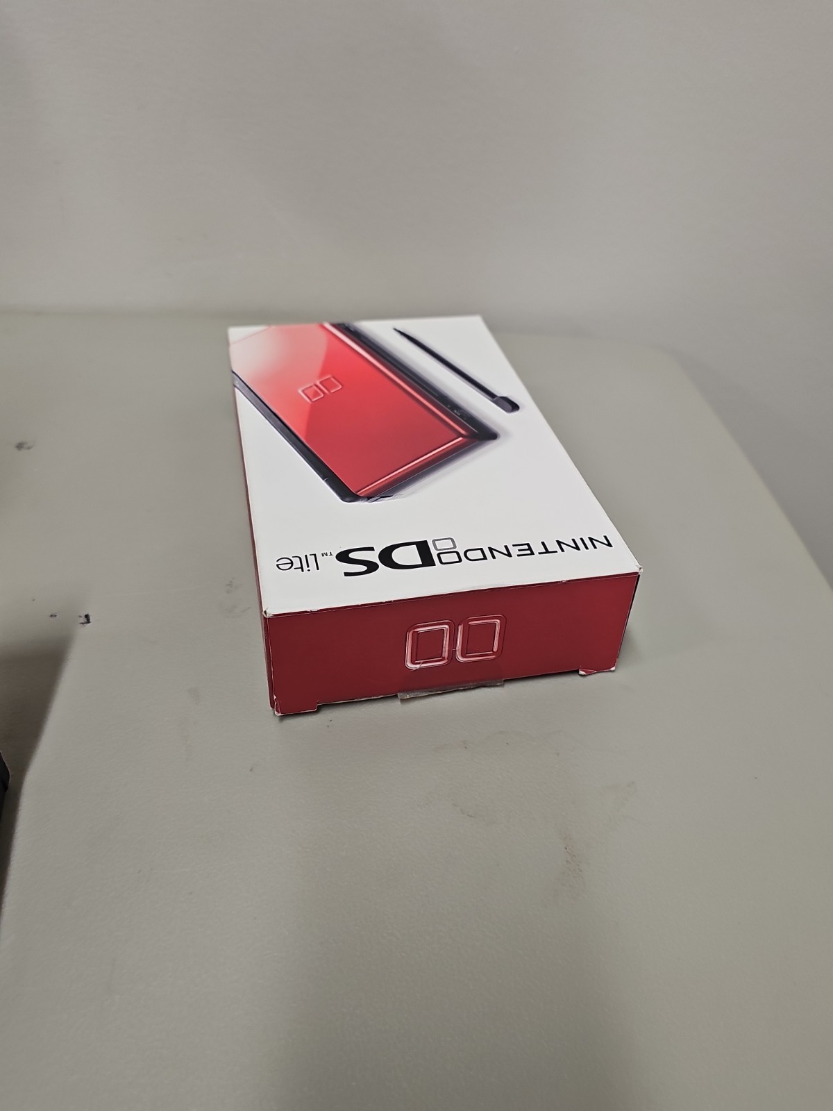 Nintendo DS Lite System Red/Black Console With Box Not Working