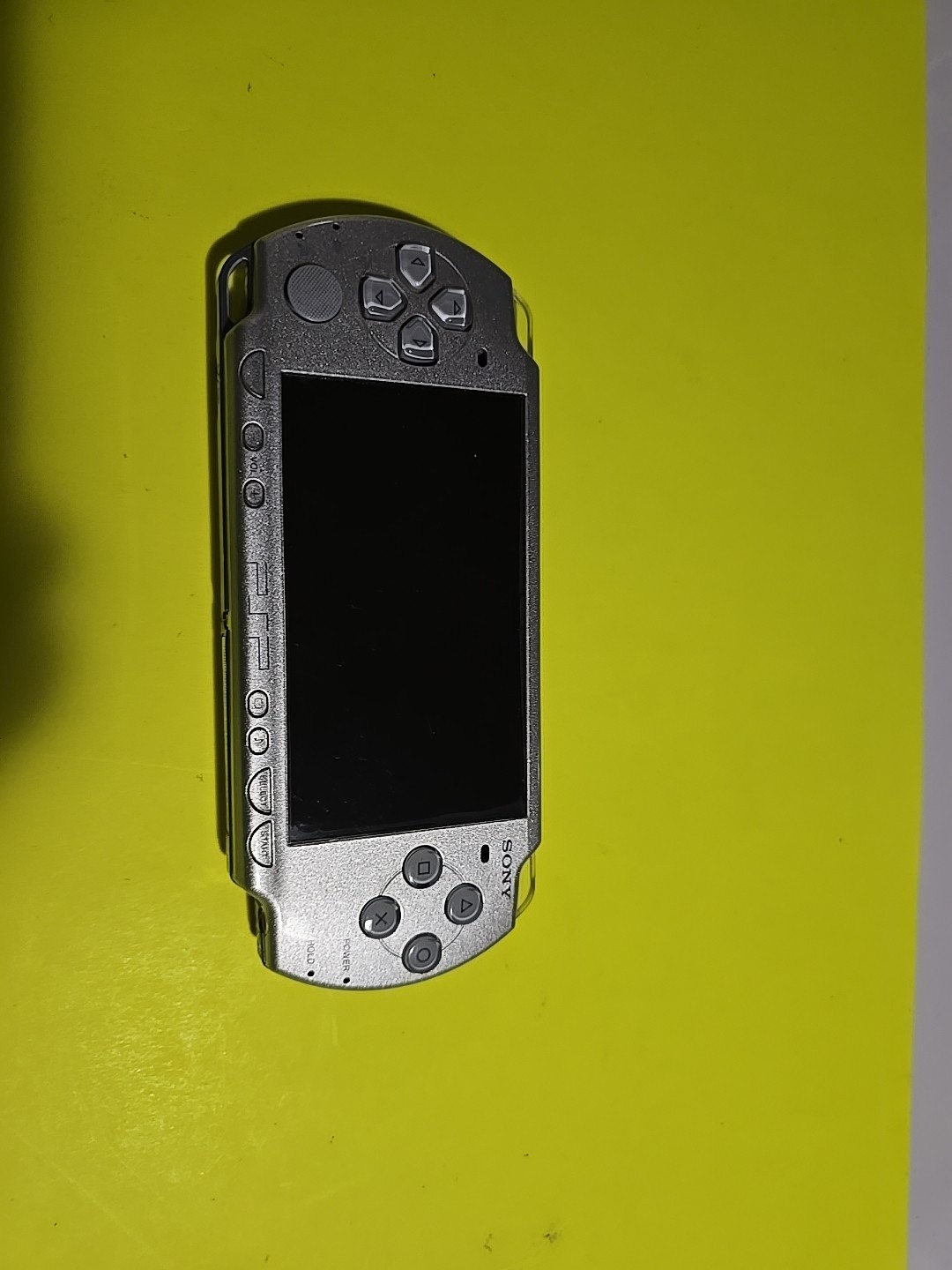 Sony PSP 2001 Slim – Silver Console Only!!! NEW SCREEN-READ DESCRIPTION-