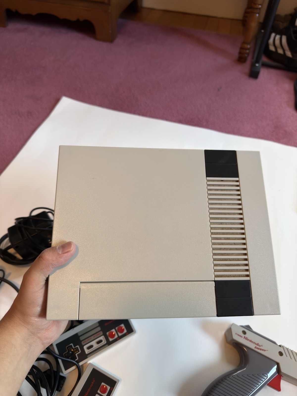 Nintendo NES Console Bundle (2 Controllers, Zapper Gun, Super Mario 2, Pac-Man)