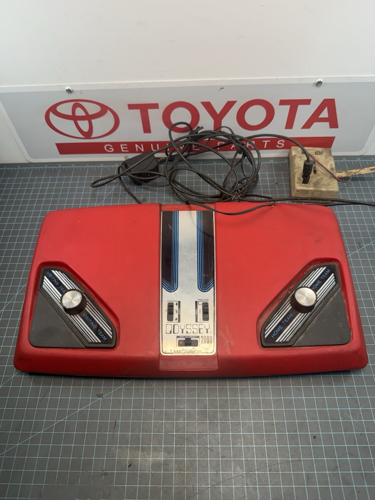 Vintage 1977 Odyssey 2000 Magnavox Video Game Console, No Box, Untested