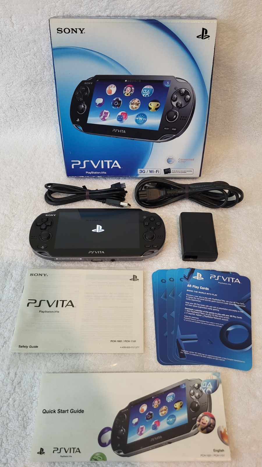 Sony PlayStation PS Vita SCPH-1101 Console System w/ CIB Box, Charger, Inserts