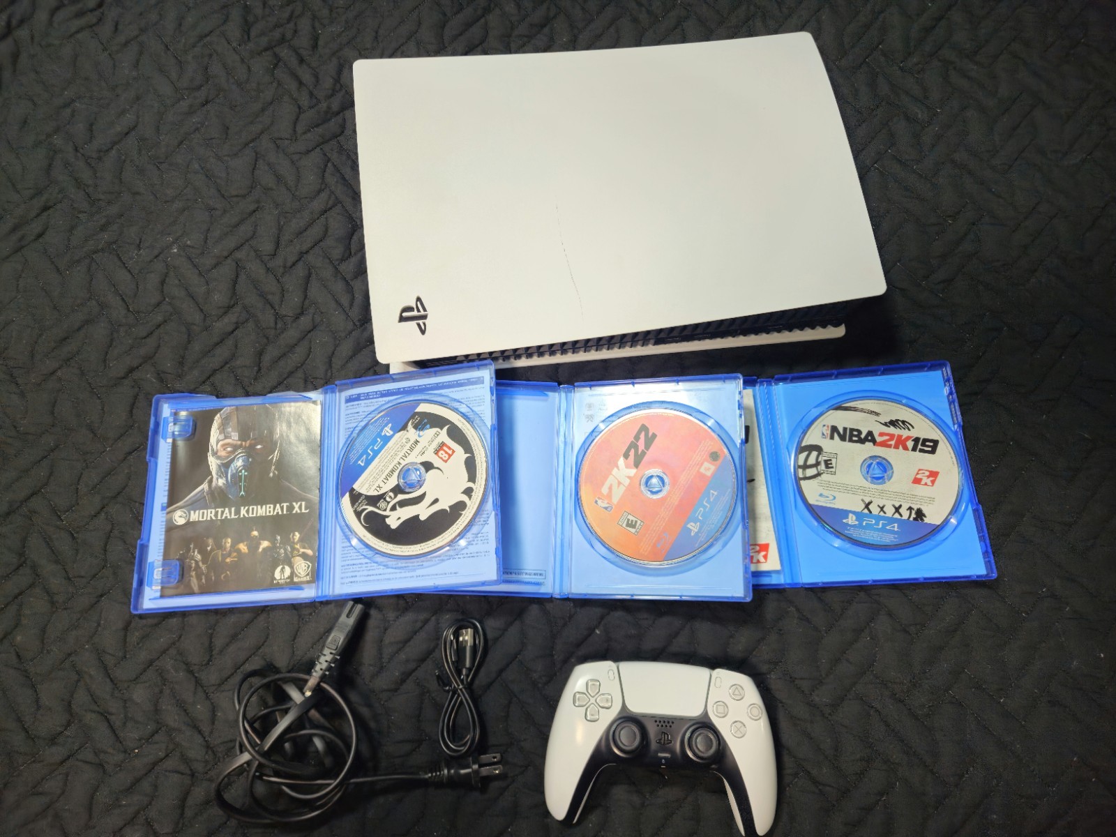 SONY PLAYSTATION 5 PS5 825GB DISC VERSION Model: CFI-1215A