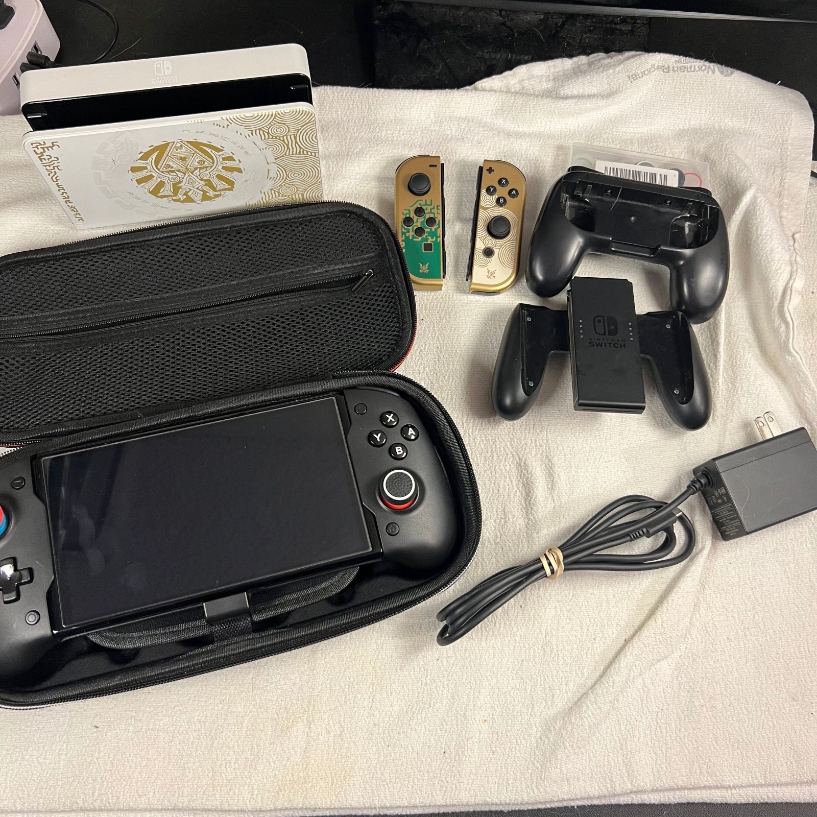Nintendo Switch OLED Legend of Zelda Tears of the Kingdom Limited Edition Lot