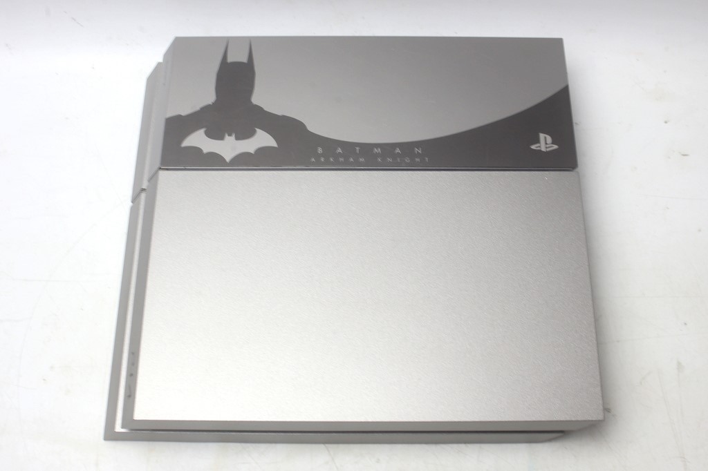 PlayStation 4 500GB Console Batman Arkham Knight Bundle Limited Edition