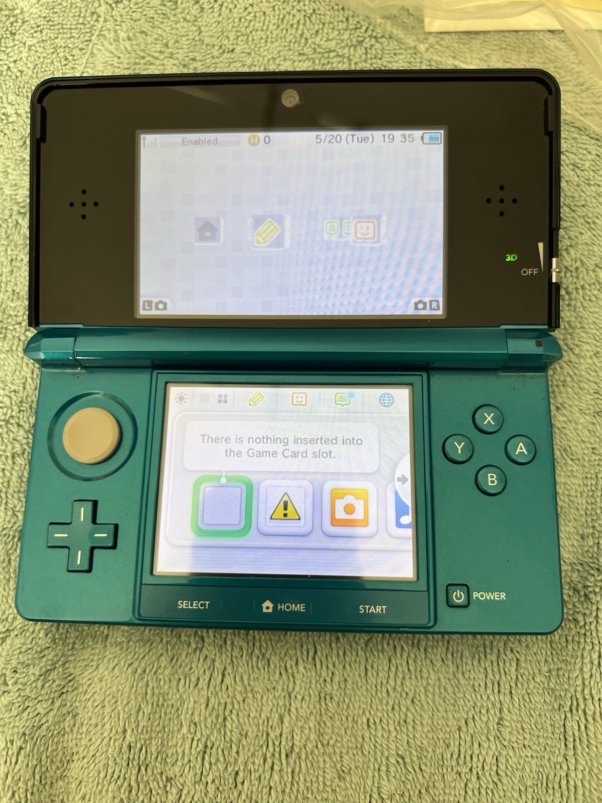 Nintendo 3DS Handheld System – Aqua Blue LK NU Box