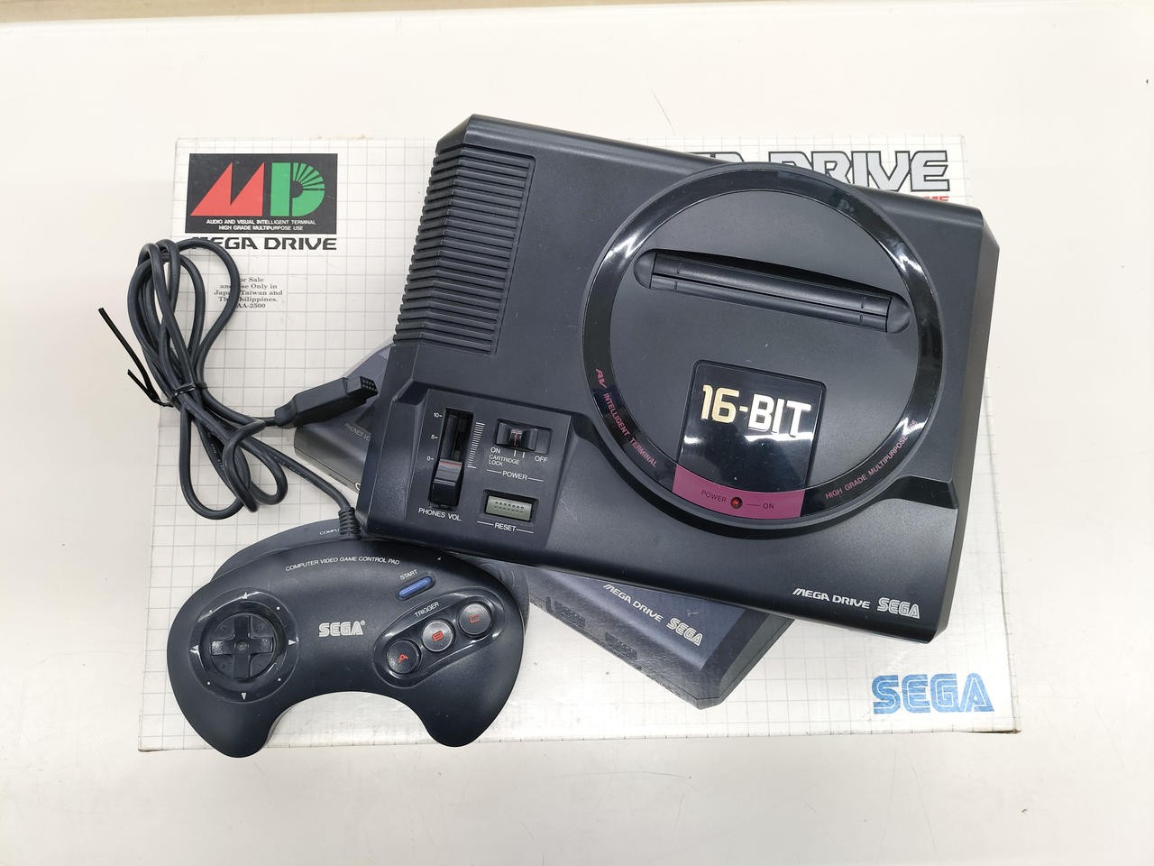 Mega Drive Model HAA 2510 SEGA