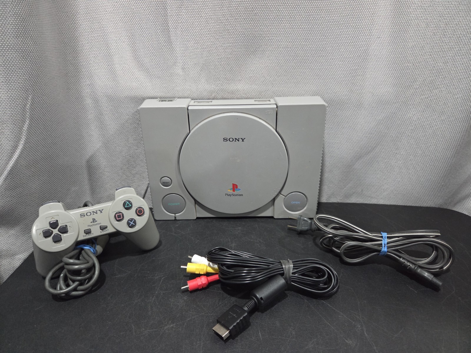 Sony PS1 Playstation 1 SCPH-9001 Console Bundle OEM Controller Tested w/ Cables